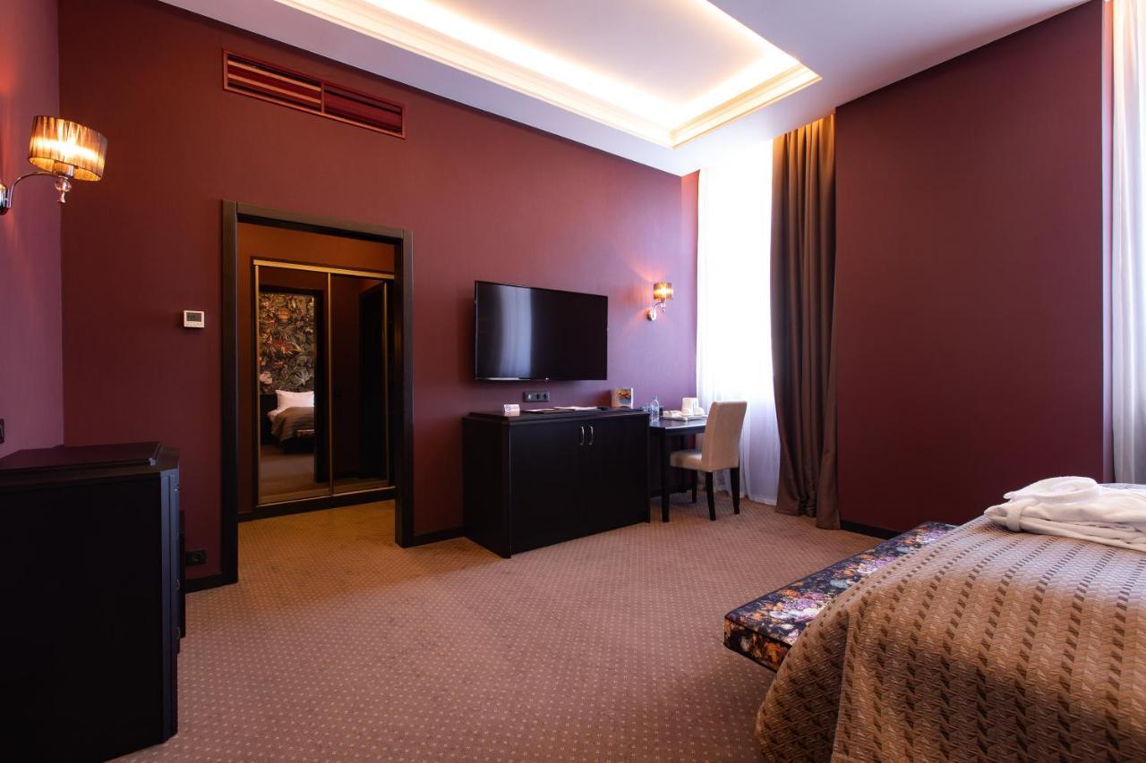 Tsunami Spa Hotel Dnipro Luaran gambar